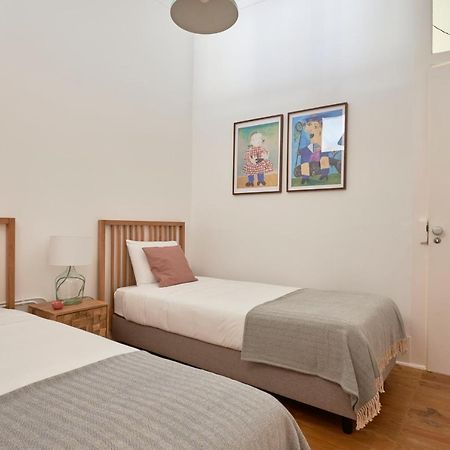 Sunny Pink Street Historical Apt, By Timecooler Lisboa المظهر الخارجي الصورة