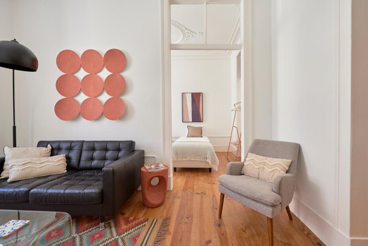 Sunny Pink Street Historical Apt, By Timecooler Lisboa المظهر الخارجي الصورة