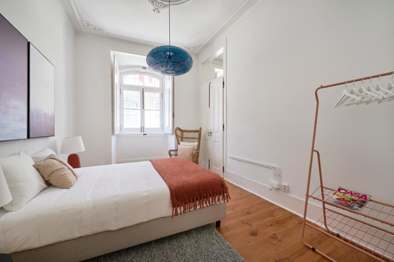 Sunny Pink Street Historical Apt, By Timecooler Lisboa المظهر الخارجي الصورة