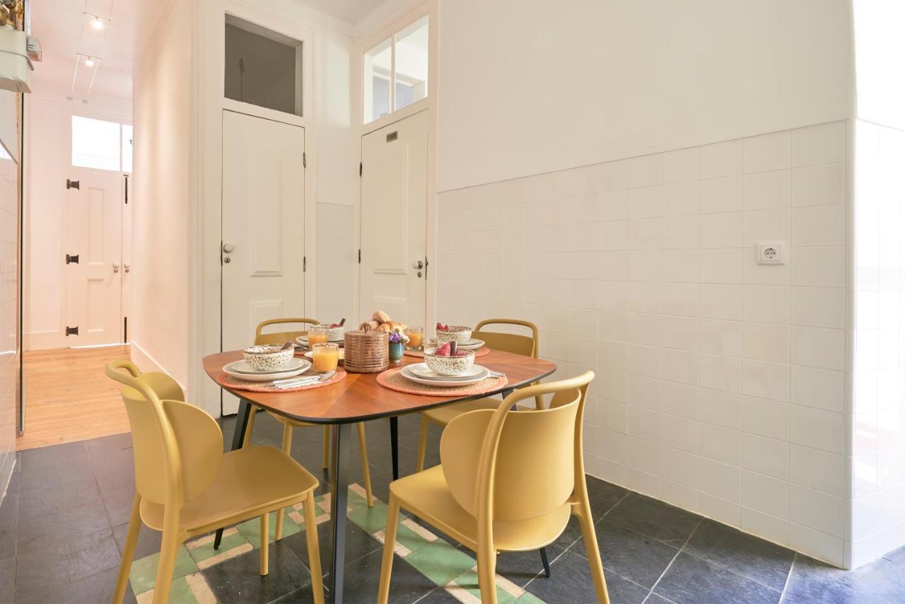 Sunny Pink Street Historical Apt, By Timecooler Lisboa المظهر الخارجي الصورة