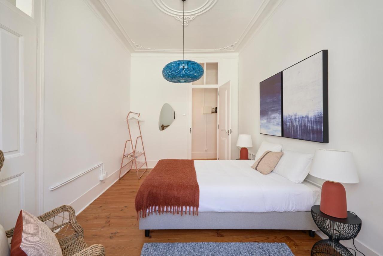 Sunny Pink Street Historical Apt, By Timecooler Lisboa المظهر الخارجي الصورة